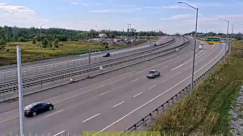 Traffic camera image at 2025-09-04 15:21:06