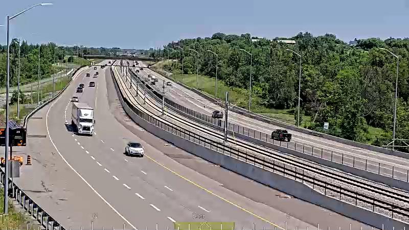 Traffic camera image at 2025-06-30 17:05:56