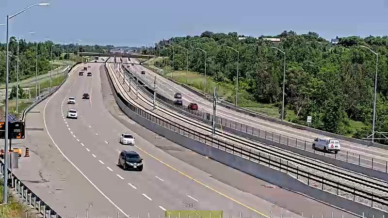 Traffic camera image at 2025-06-30 17:37:25