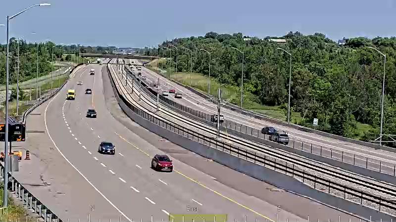Traffic camera image at 2025-06-30 17:40:50