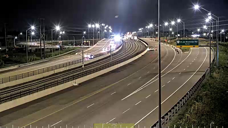 Traffic camera image at 2025-07-12 03:40:47