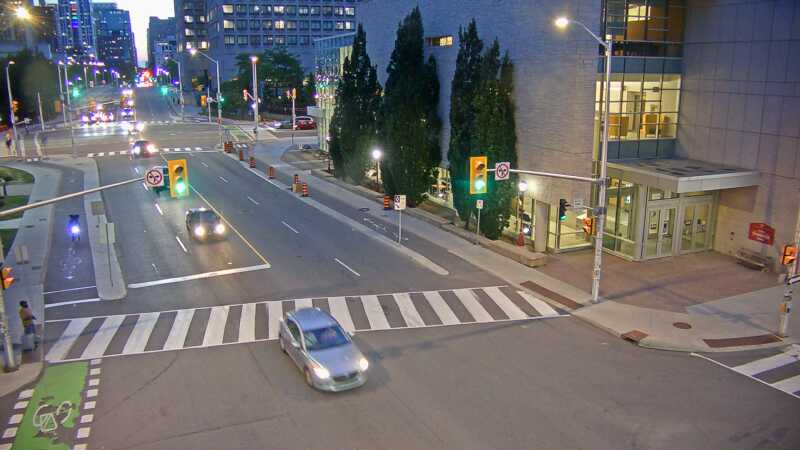 Traffic camera image at 2025-08-25 00:15:49