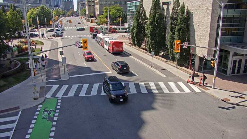 Traffic camera image at 2025-09-14 17:51:00