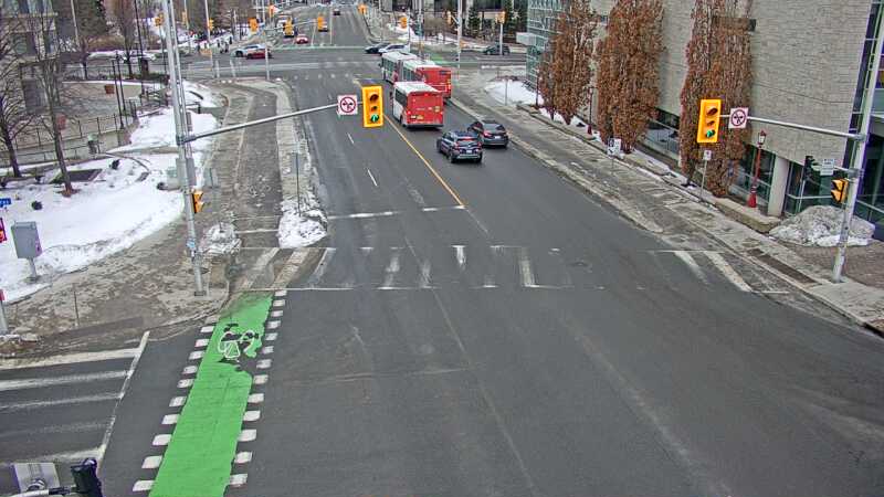 Traffic camera image at 2025-03-09 13:50:51