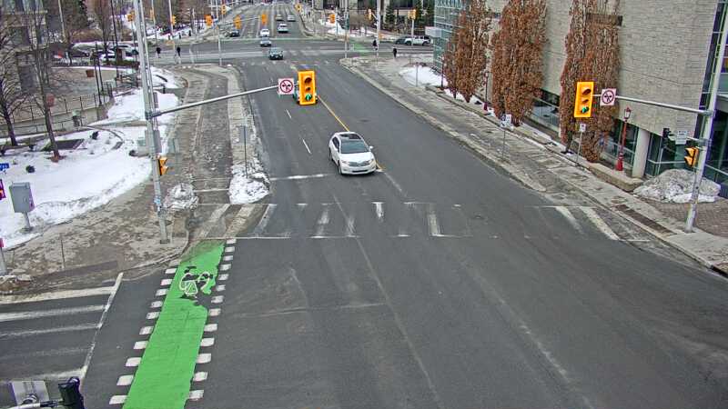 Traffic camera image at 2025-03-09 14:05:52