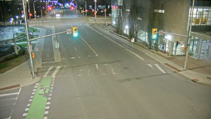 Traffic camera image at 2025-05-09 06:00:34
