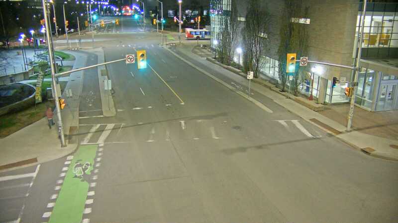 Traffic camera image at 2025-05-09 06:15:37