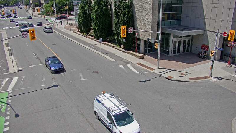 Traffic camera image at 2025-06-30 17:45:54