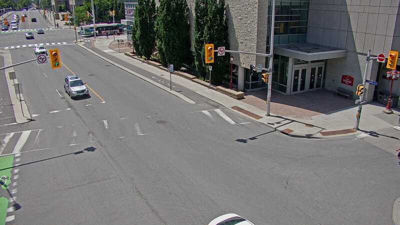Traffic camera image at 2025-06-30 18:05:54
