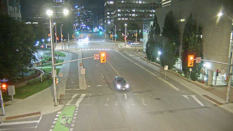 Traffic camera image at 2025-07-03 04:01:17