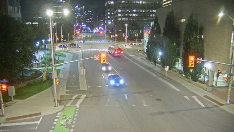 Traffic camera image at 2025-07-03 04:20:39