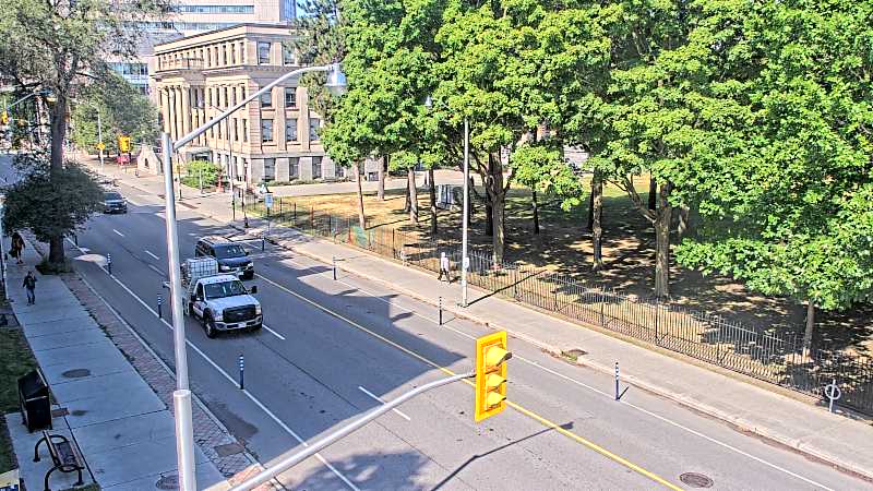 Traffic camera image at 2025-08-24 14:40:49