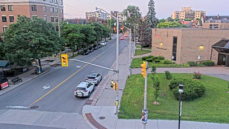 Traffic camera image at 2025-07-04 00:50:54