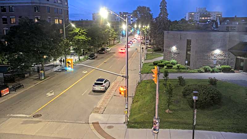 Traffic camera image at 2025-07-04 01:31:08