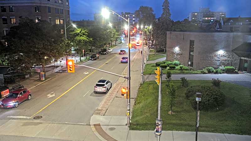 Traffic camera image at 2025-07-04 01:37:26