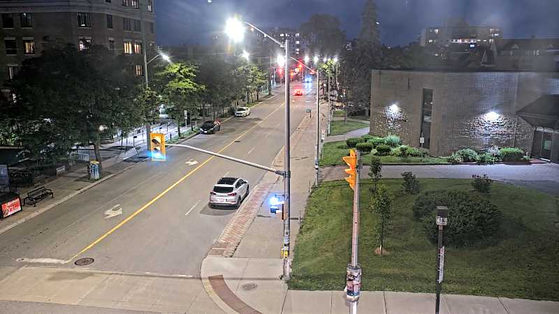 Traffic camera image at 2025-07-04 01:50:52
