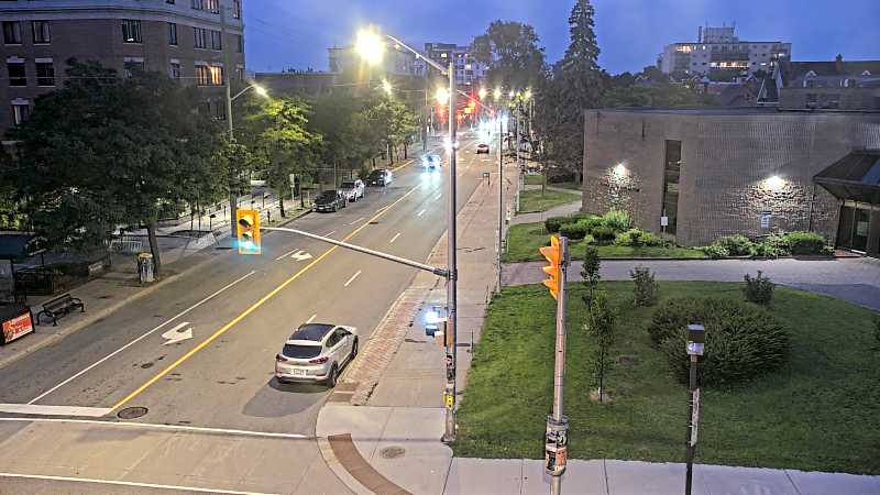 Traffic camera image at 2025-07-31 01:00:46