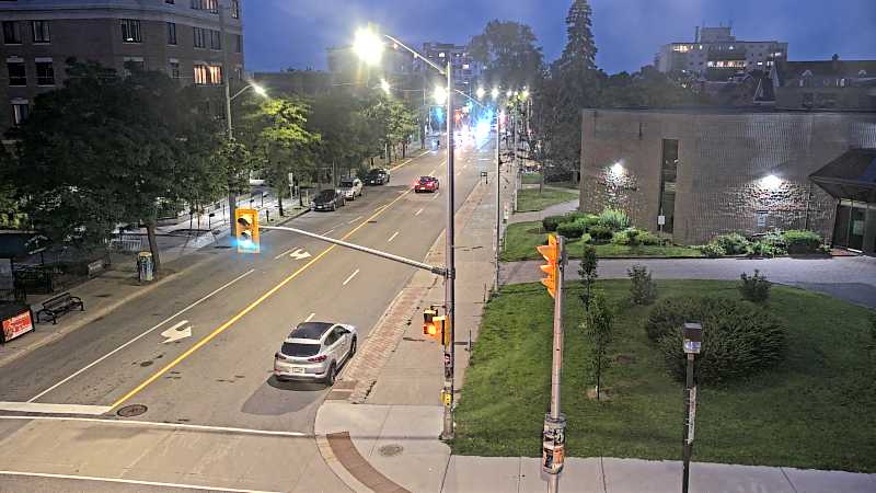 Traffic camera image at 2025-07-31 01:05:54