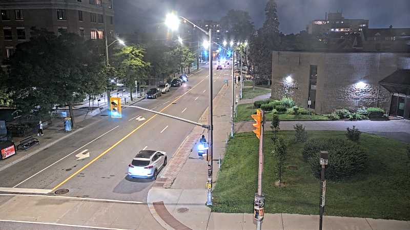 Traffic camera image at 2025-07-31 01:25:45