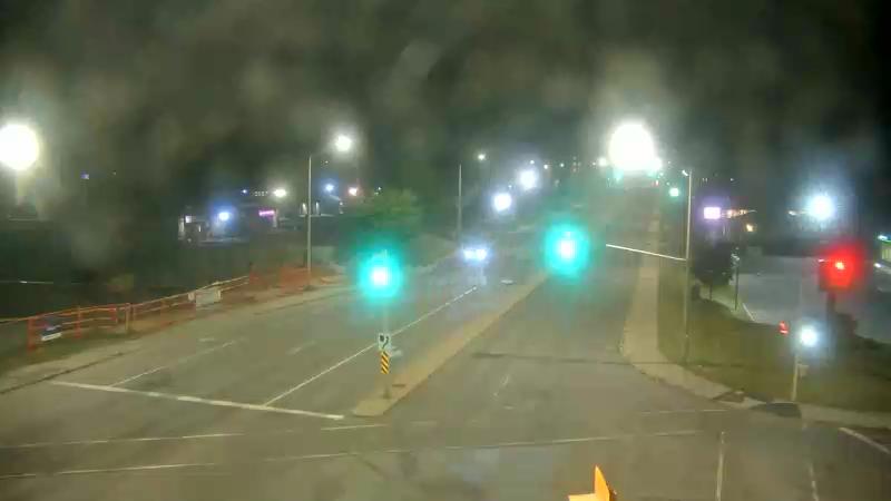 Traffic camera image at 2025-08-04 01:35:47