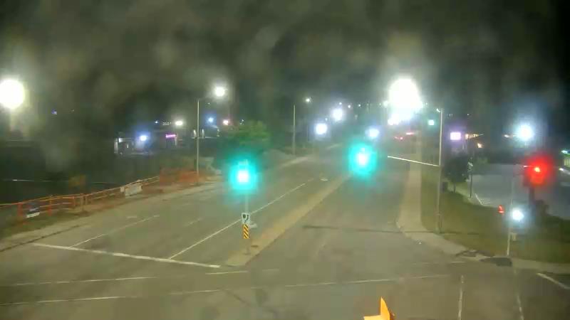 Traffic camera image at 2025-08-04 01:40:46