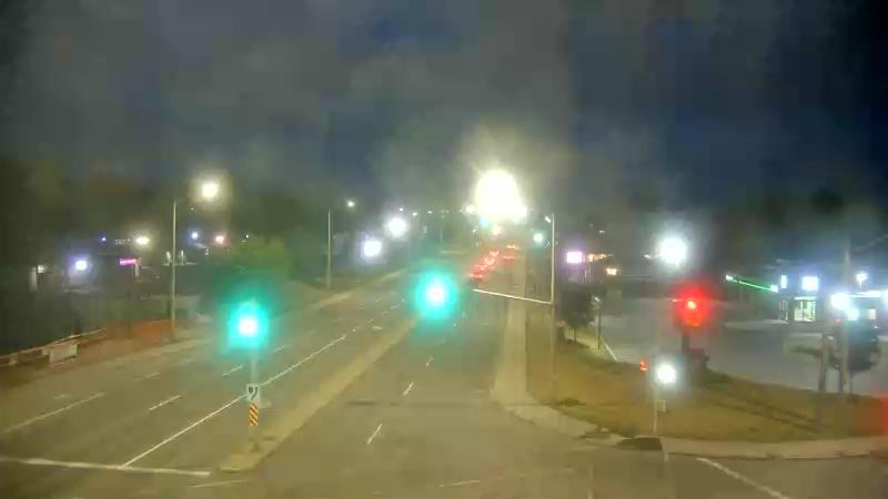 Traffic camera image at 2025-08-25 00:35:44