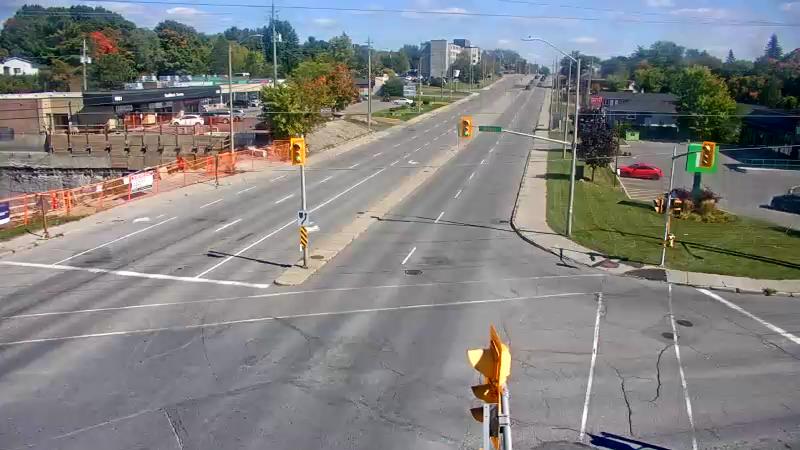 Traffic camera image at 2025-09-14 18:01:08
