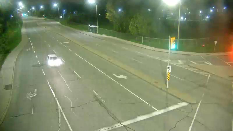 Traffic camera image at 2025-05-09 06:40:33
