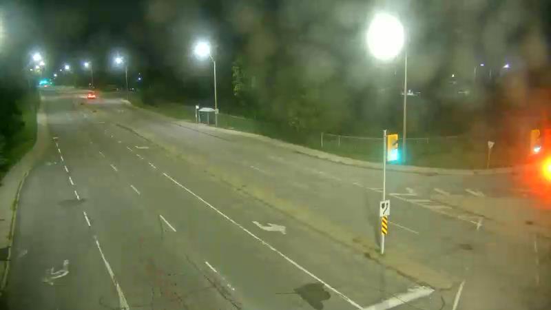 Traffic camera image at 2025-07-12 04:15:43