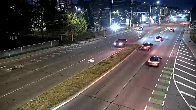 Traffic camera image at 2025-08-04 01:10:45