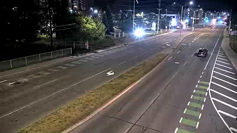 Traffic camera image at 2025-08-04 02:15:45
