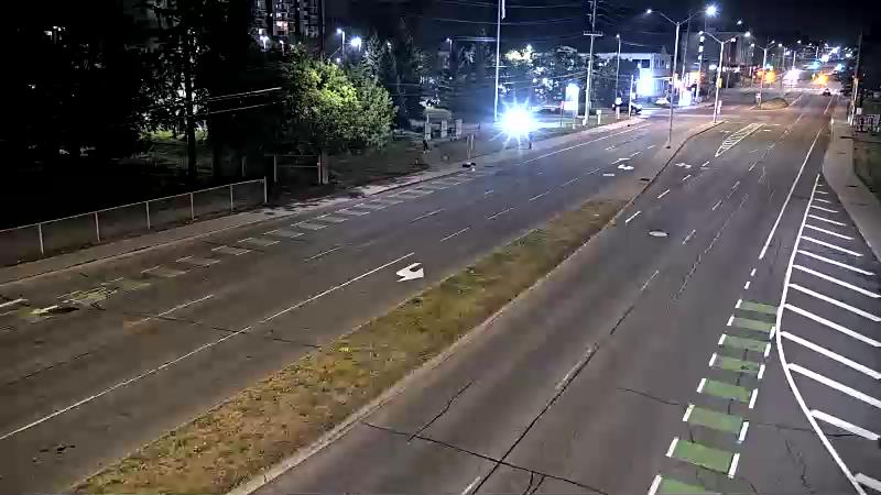 Traffic camera image at 2025-08-04 02:20:45