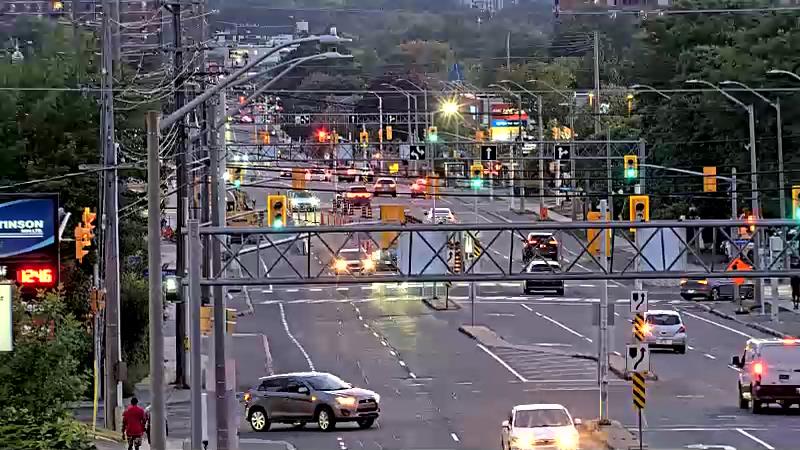 Traffic camera image at 2025-08-25 00:05:53