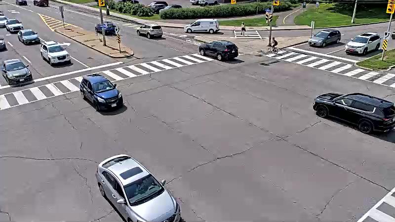 Traffic camera image at 2025-07-14 19:25:55