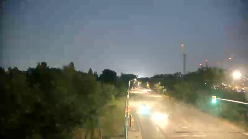 Traffic camera image at 2025-08-04 01:15:38
