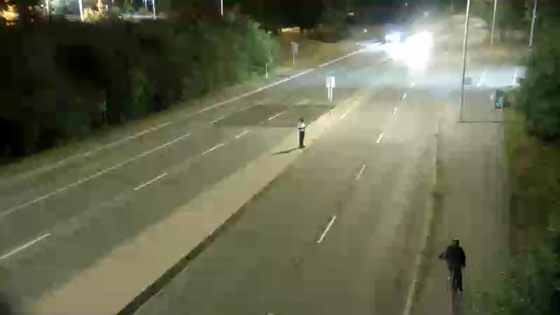 Traffic camera image at 2025-08-25 03:55:42