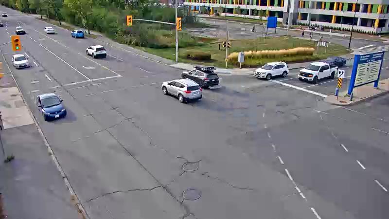 Traffic camera image at 2025-09-17 20:35:46