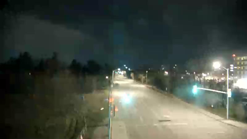 Traffic camera image at 2025-04-25 07:15:26
