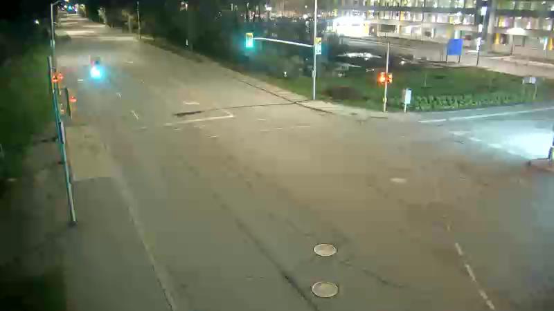 Traffic camera image at 2025-05-09 06:20:38