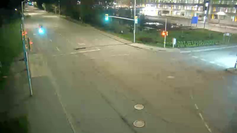 Traffic camera image at 2025-05-09 06:55:42