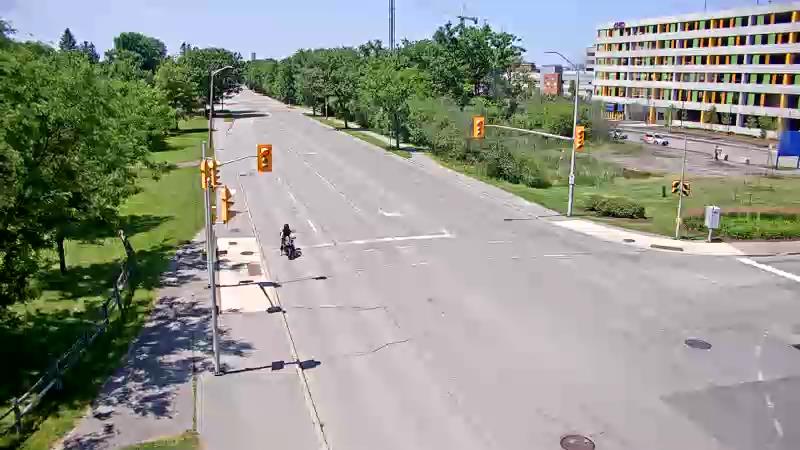 Traffic camera image at 2025-06-30 16:37:50