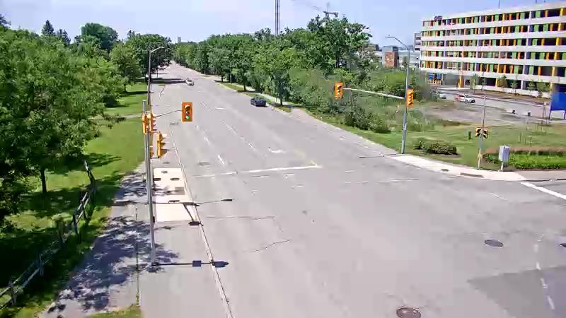 Traffic camera image at 2025-06-30 17:05:57