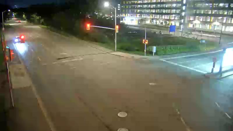 Traffic camera image at 2025-07-12 04:05:39