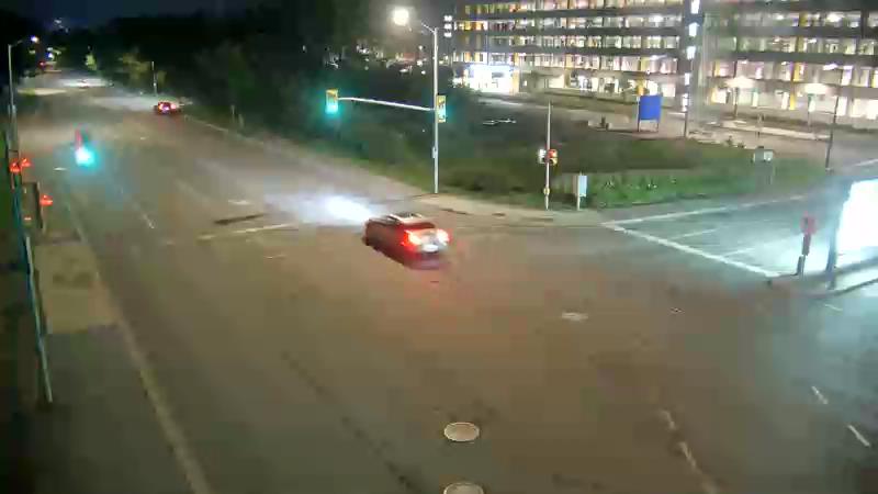 Traffic camera image at 2025-07-12 04:10:49