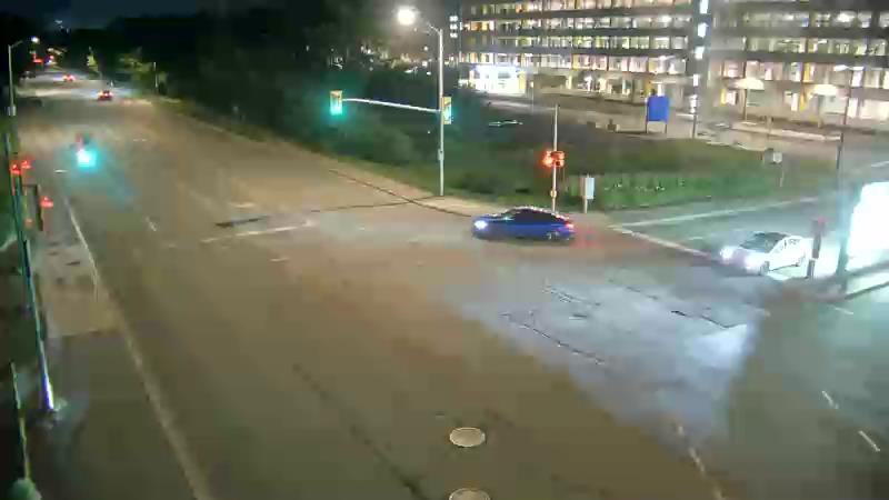 Traffic camera image at 2025-07-12 04:15:43