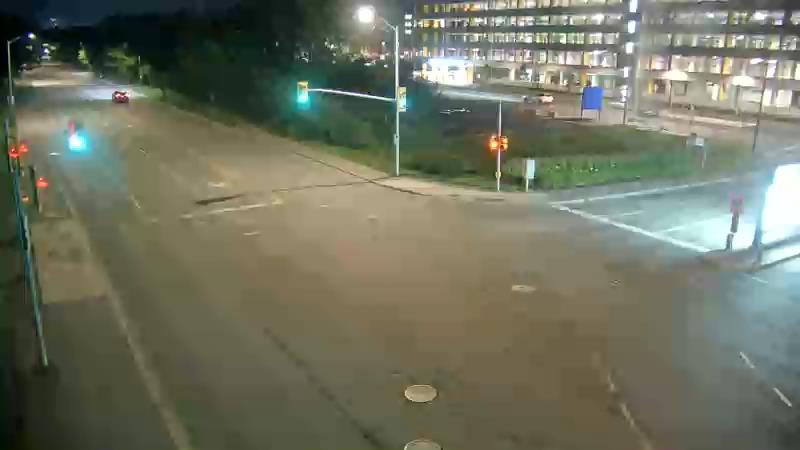 Traffic camera image at 2025-07-12 04:20:41