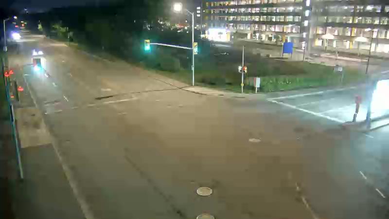 Traffic camera image at 2025-07-12 04:25:45