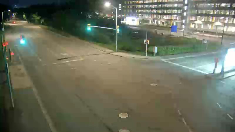 Traffic camera image at 2025-07-12 04:30:48