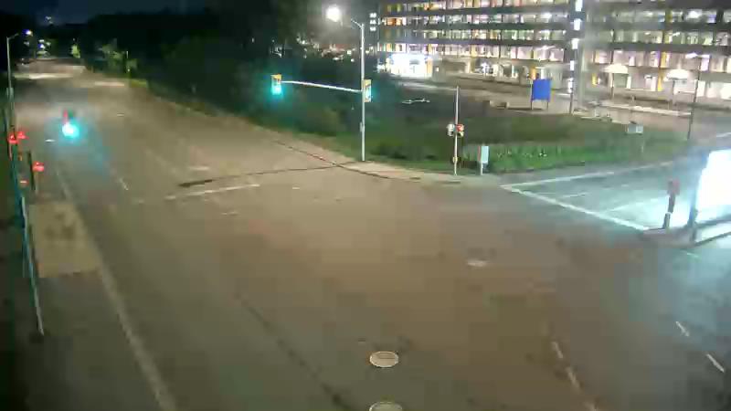 Traffic camera image at 2025-07-12 05:00:41