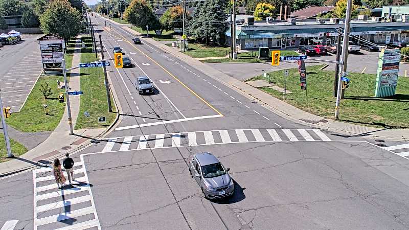 Traffic camera image at 2025-09-14 17:35:50